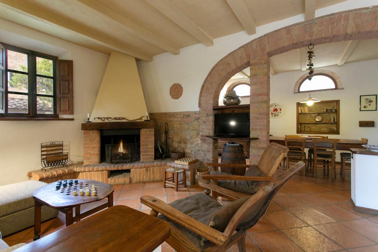 Agriturismo Poggio Salvi Sovicille Exteriör bild
